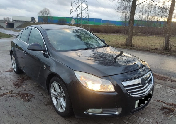 Opel Insignia cena 7950 przebieg: 197000, rok produkcji 2011 z Głubczyce małe 106